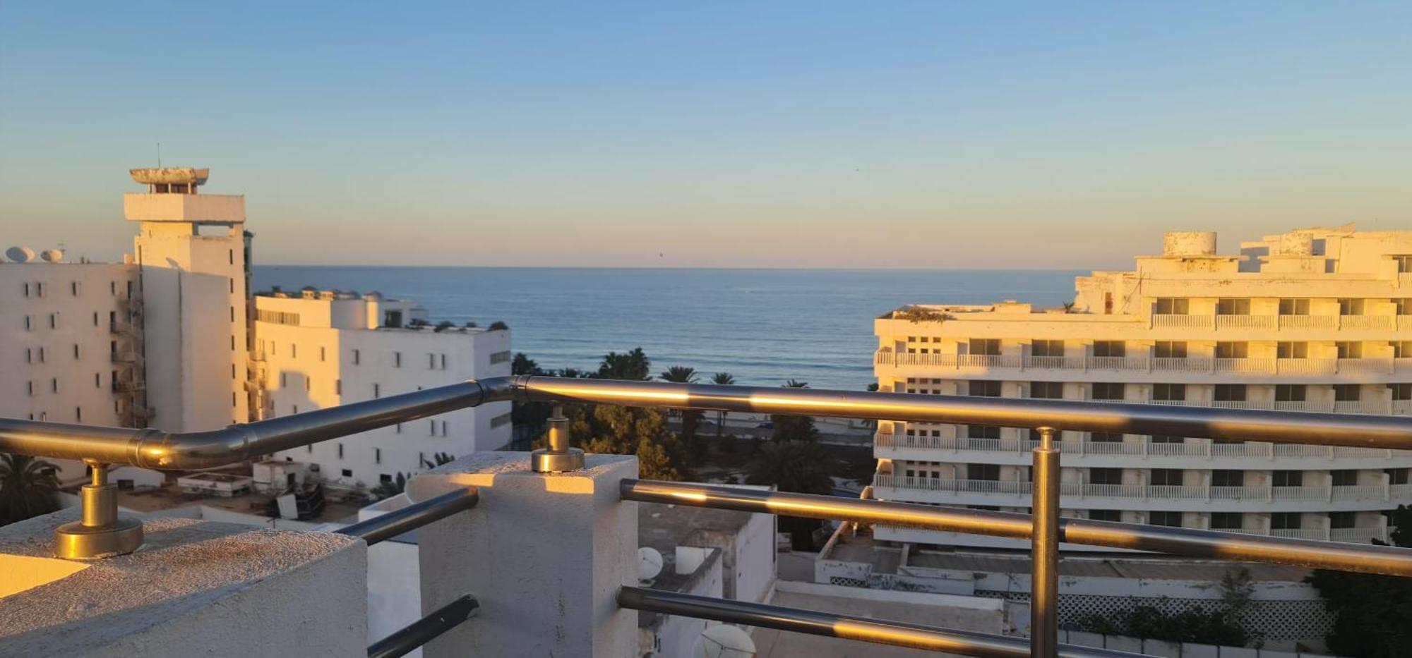 Seven Sky Penthouse Lägenhet Sousse Exteriör bild